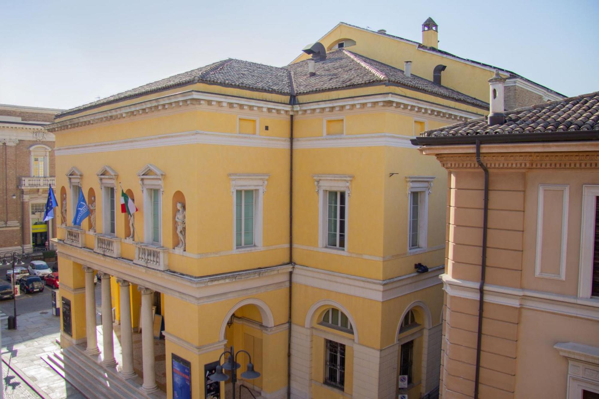 La Maison Du Theatre Ravena Exterior foto
